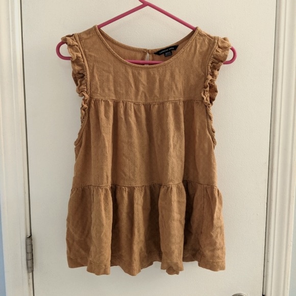 AMERICAN EAGLE--TAN BABYDOLL TOP - Picture 1 of 4